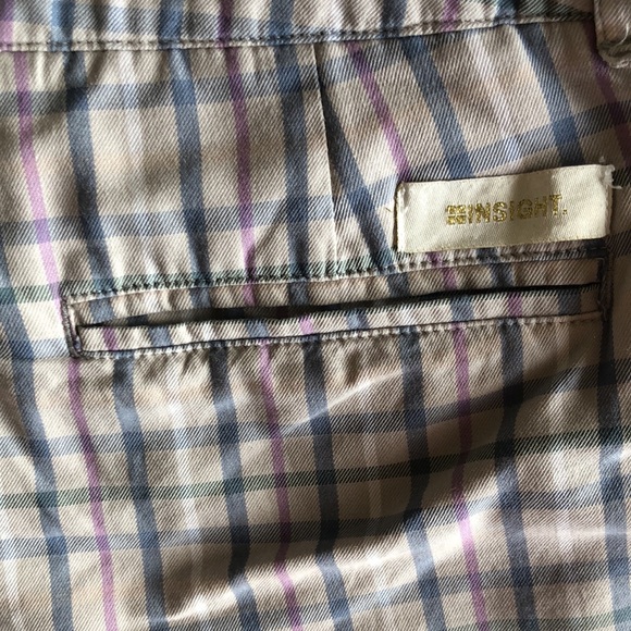 Insight Plaid Shorts with leg cuff - Picture 7 of 8